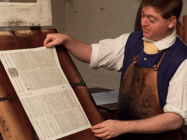 Why three Colonial-era newspapers in Williamsburg called themselves The Virginia Gazette — and even published at the same time
